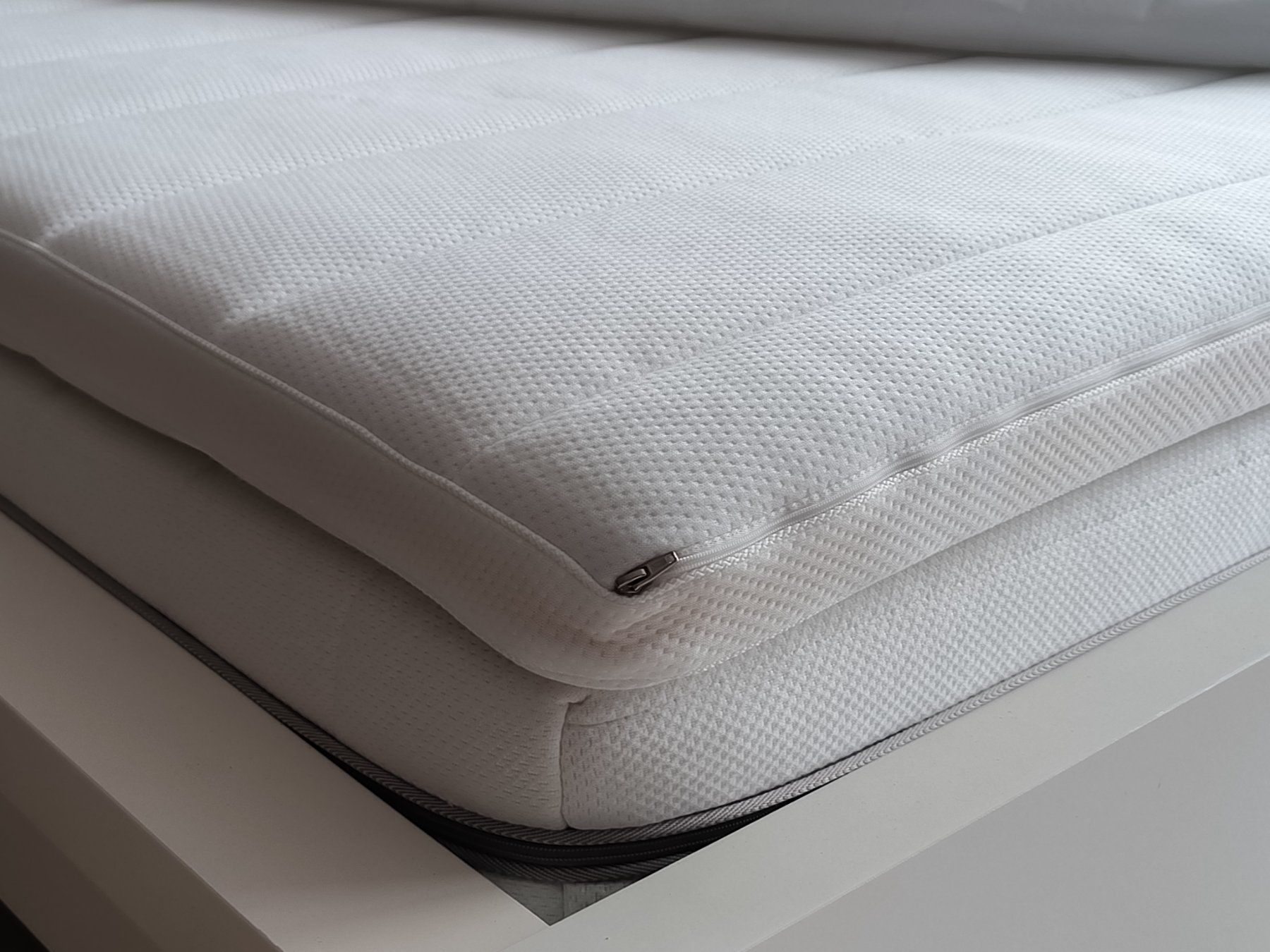 Ikea Lits: Jugendbett 140x200 weiss – D'occasion à Niederglatt ZH par wit_rs5w 2