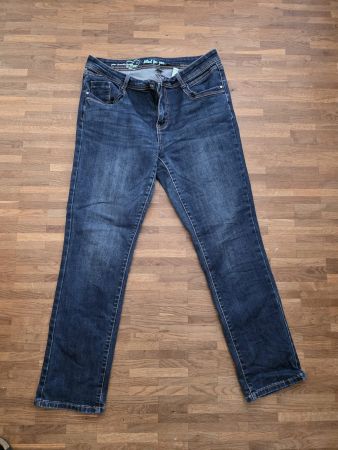 Jeanshose Blackout Modell Tanja Gr. 42 / Länge 30