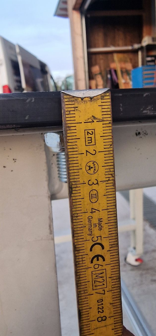 Lista Banchi da lavoro: Schweisstisch 800mm x 1200mm – Usato da Emmenbrücke venduto da inf_l8yf 9