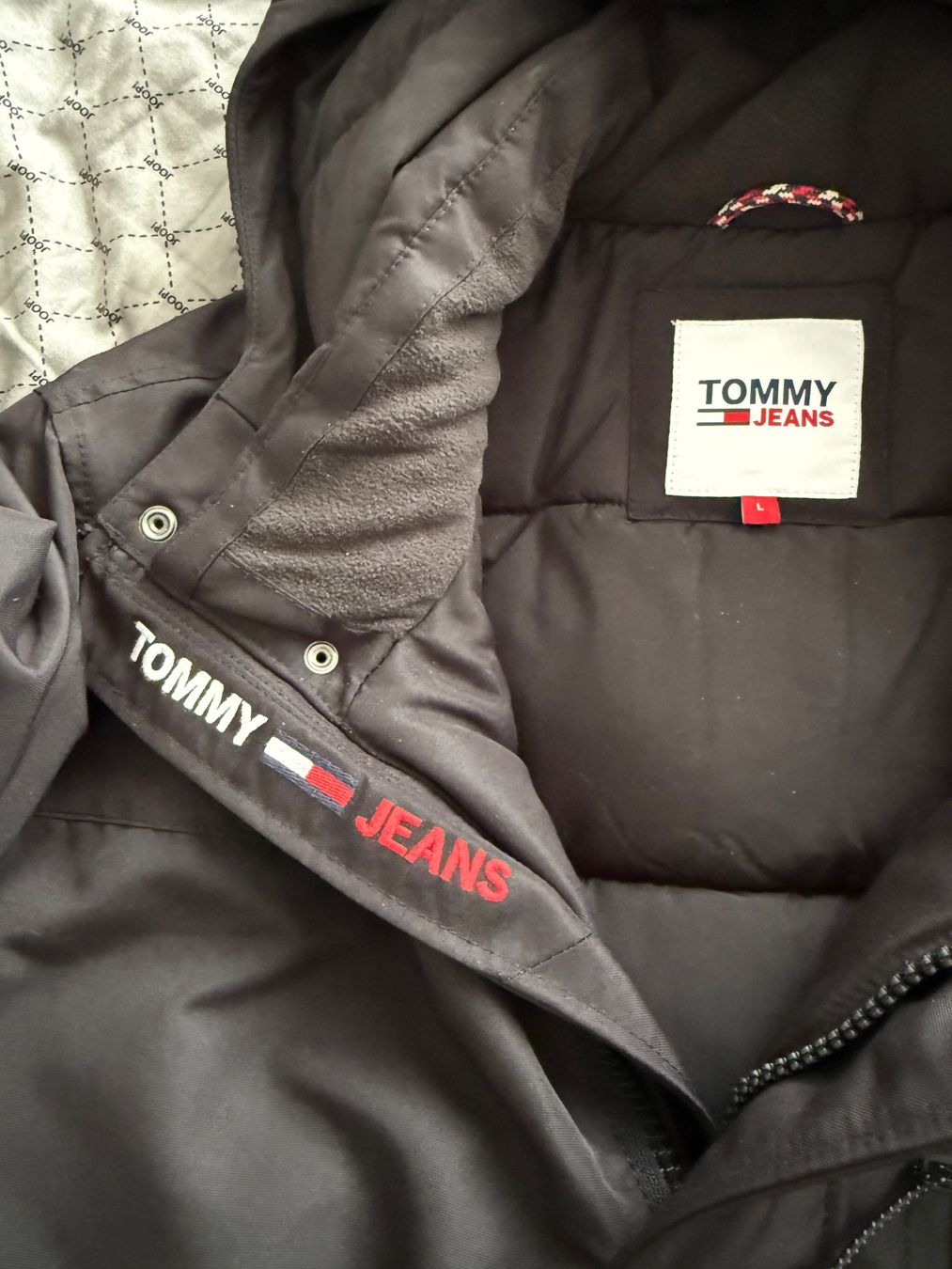 Tommy Hilfiger Giacche: Tommy Jeans Herren Jacke – Usato da Zollikofen venduto da fre_nq97 1
