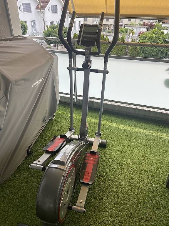 Vélos d'appartement: Finnlo Crosstrainer – D'occasion à Emmenbrücke par Car2704 1