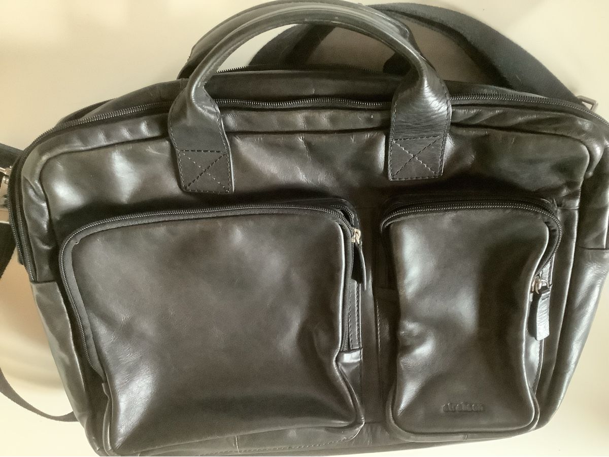 Strellson Borse: Strellson Leder Tasche – Usato da Zug venduto da natiak01