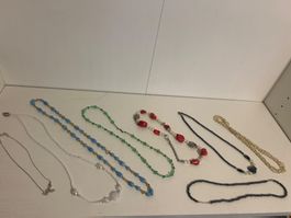 Diverse Halsketten