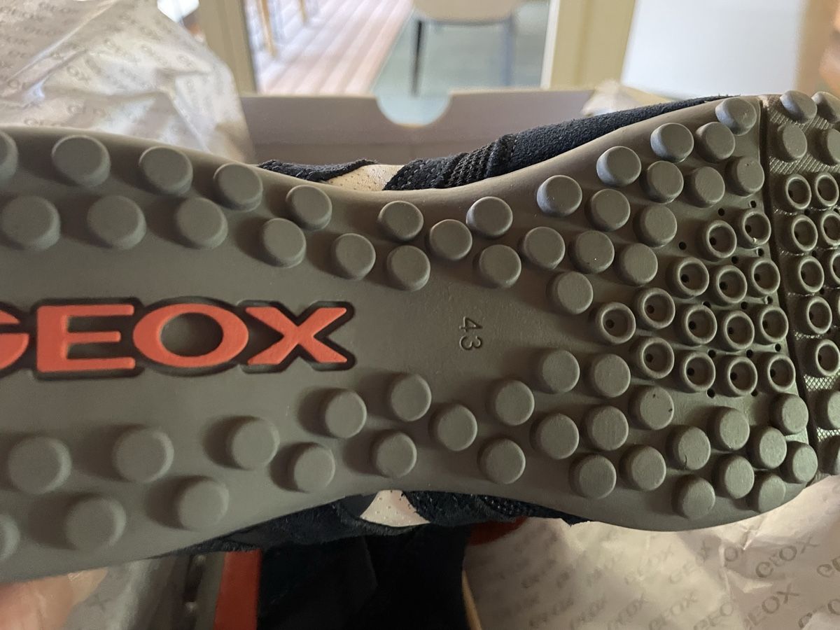 Geox Scarpe da uomo: GEOX respira Gr. 43 dunkelblau neu – Nuovo (secondo la descrizione) da Maschwanden venduto da abclf 5