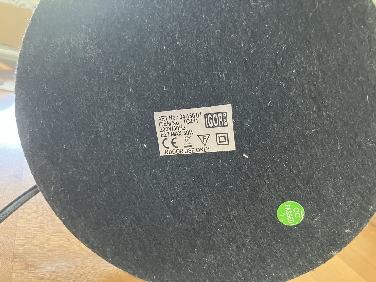 Lampade: IGOR  Paris Tischlampe Höhe 45 cm 2 Stück – Usato da Kerzers venduto da veneto06 1