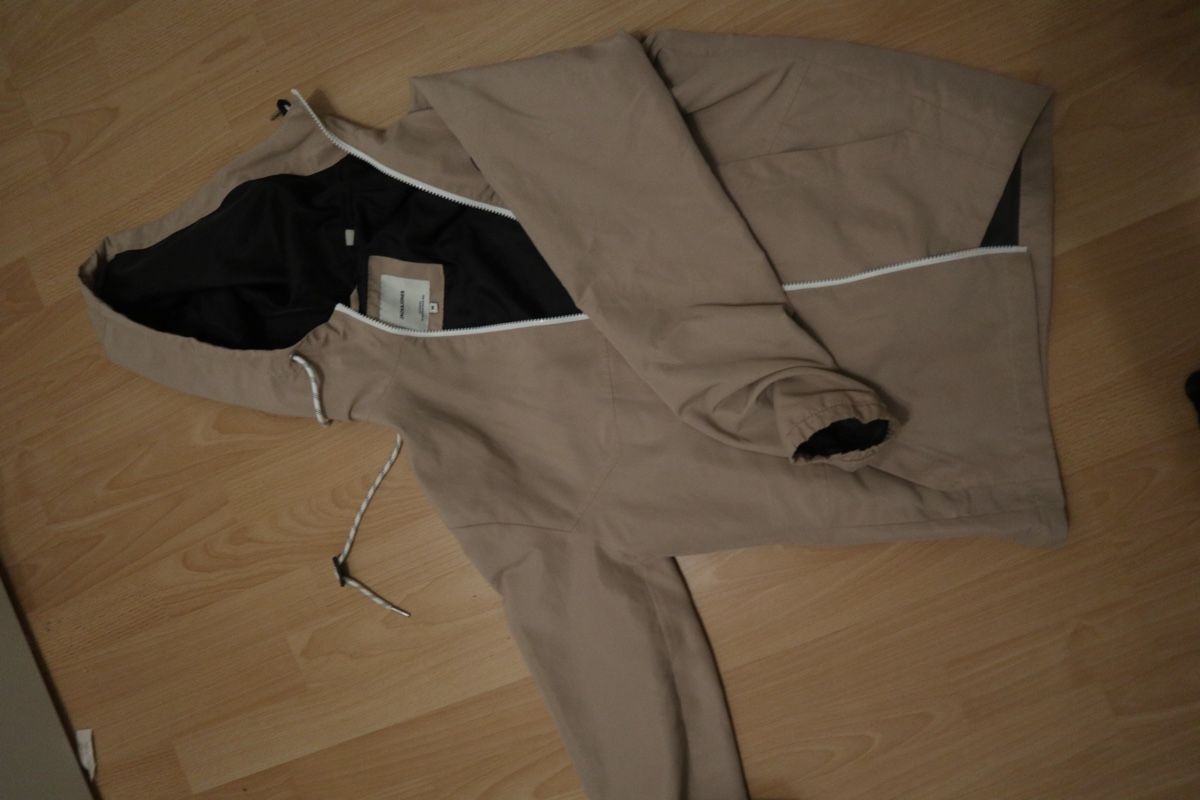 Giacche: Jack&jones jacke – Usato da Effretikon venduto da ang_9567 2