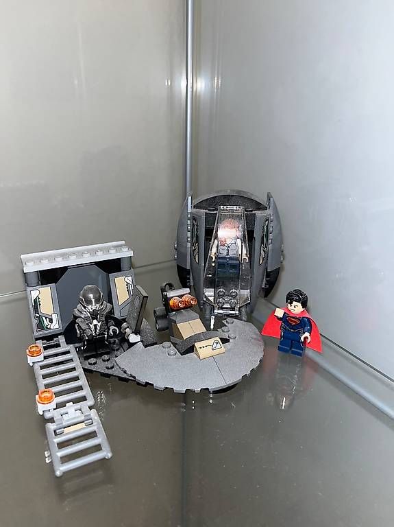 Lego Kit di costruzioni: Lego DC Superman 76009 – Usato da Basel venduto da Ruemli17