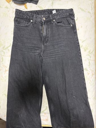 H&M Jeans schwarz Denim Hose gerade Passform gebraucht