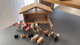 Trauffer Holzstall mit 13 Trauffer Figuren