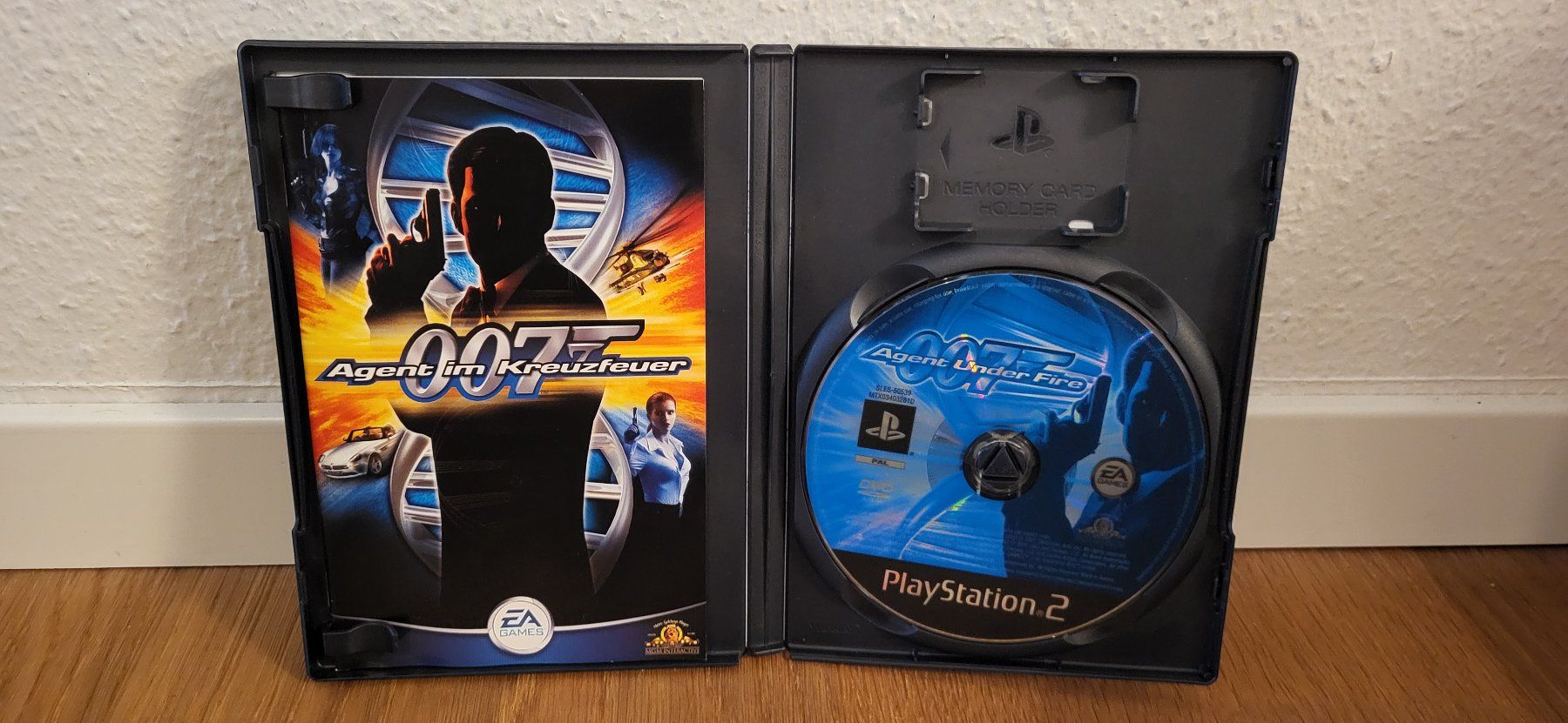 Sony Giochi: PS 2 - 007 Agent im Kreuzfeuer – Usato da Münsingen venduto da DigitaleSpielecke 2