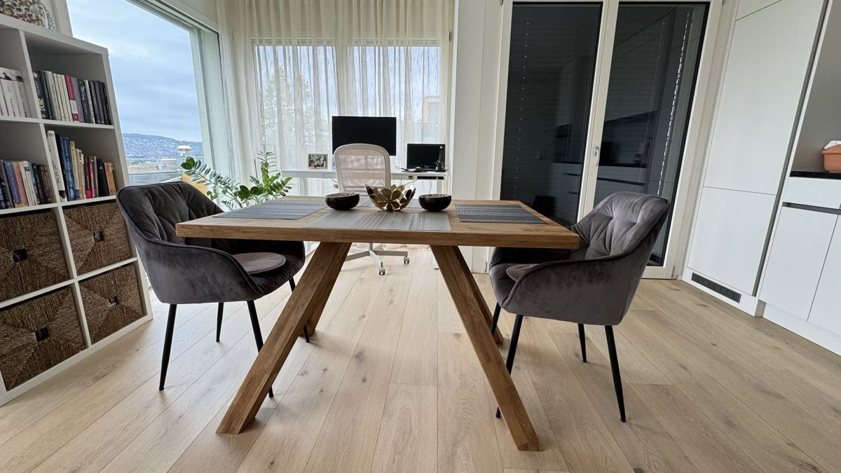 Tische: Solid wood dining table with A-frame legs – Gebraucht aus Zürich von ralm