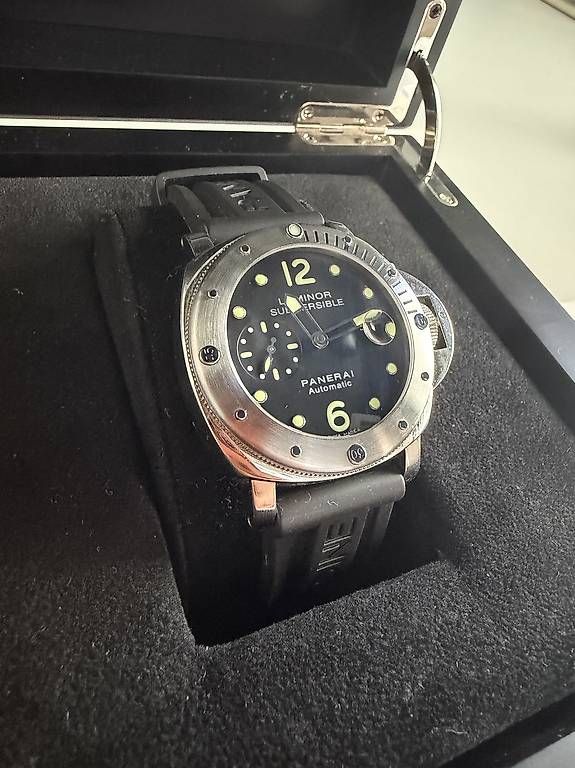 Panerai Orologi: Panerai Luminor Submersible – Usato da Zürich venduto da timeio-swapwatch