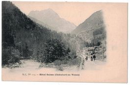 Châtelard-en-Valais, Hôtel Suisse, animée, vers 1900