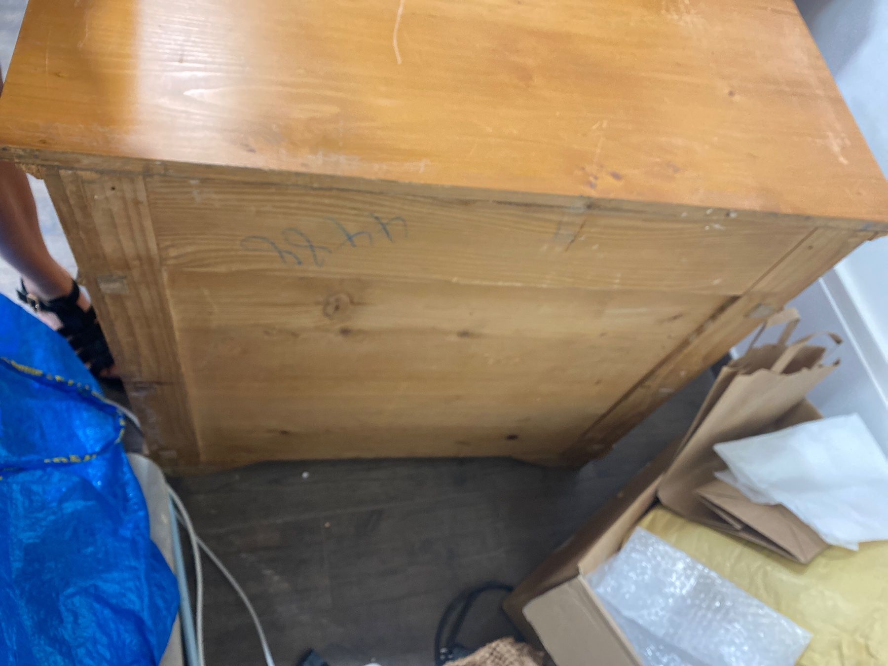 Cassettiere: Meuble à tiroir en bois – Usato da La Neuveville venduto da e_perriard 1