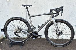 Profirennrad Enve Melee / Shimano Ultegra Di2