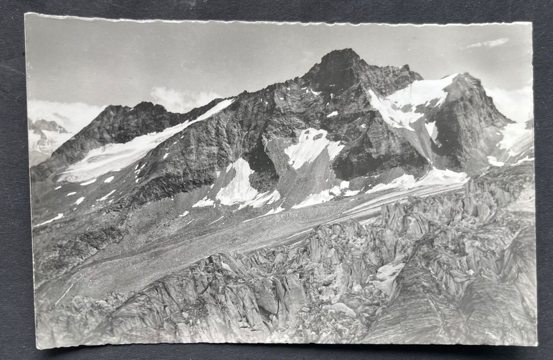 Cartoline postali: Saas-Fee/ Egginer und Feegletscher, ca. 1930 – Usato da Wabern venduto da DaxKarten-75