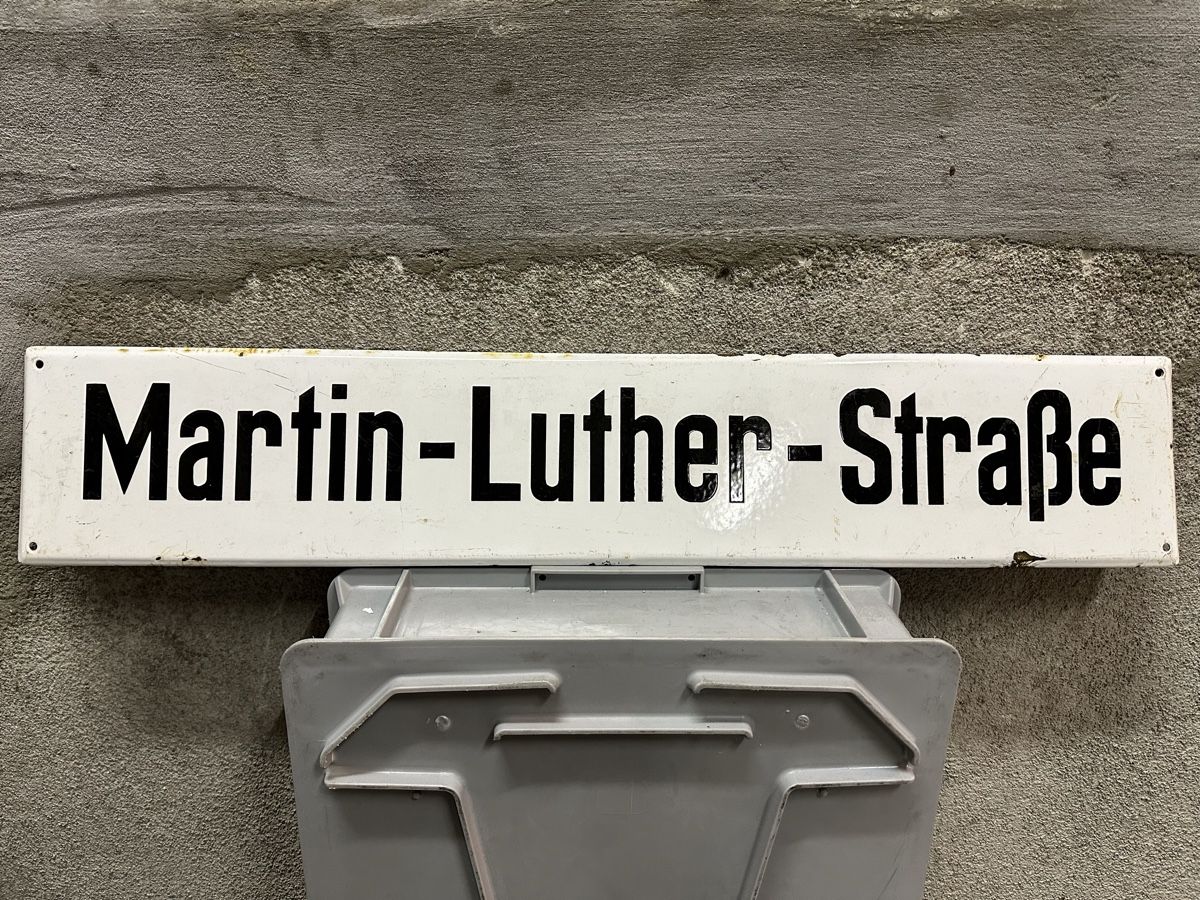Insegne: Martin luther strasse Strassenschild name – Usato da Reinach AG venduto da rares75