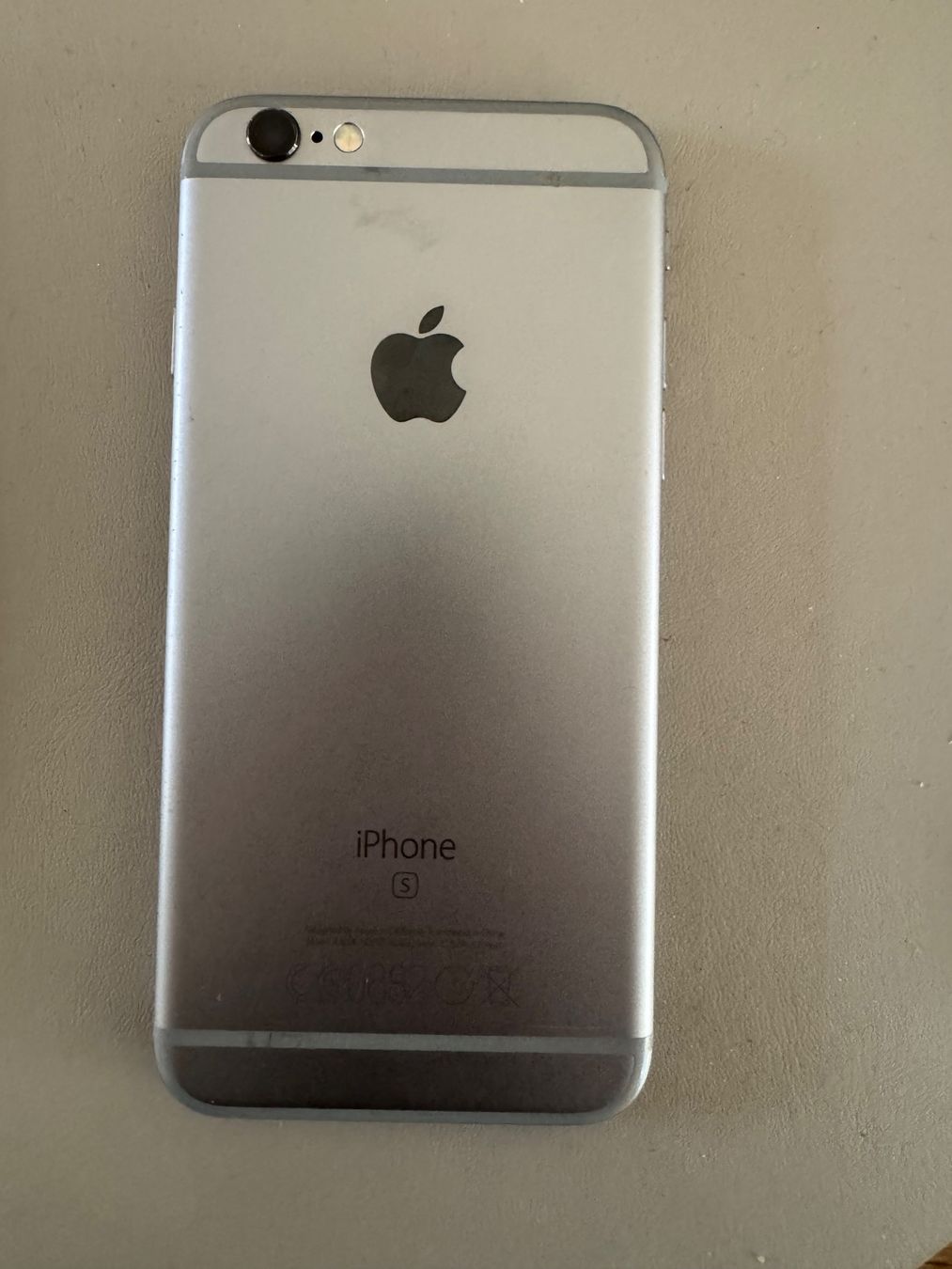Apple Telefoni cellulari / Smartphones: iPhone 6S – Difettoso da Adliswil venduto da Busys 1