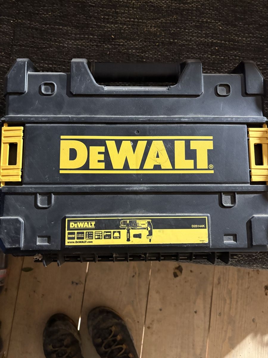 Dewalt Trapani: DeWalt D25144K – Usato da Wynau venduto da lus_h98w 1