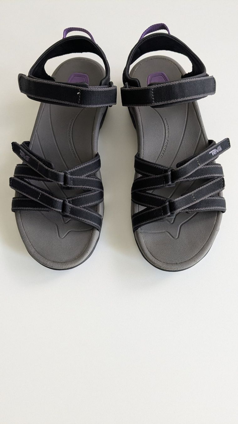 Teva Damenschuhe: Teva-Sandalen – Gebraucht aus Pfäffikon ZH von TriceM