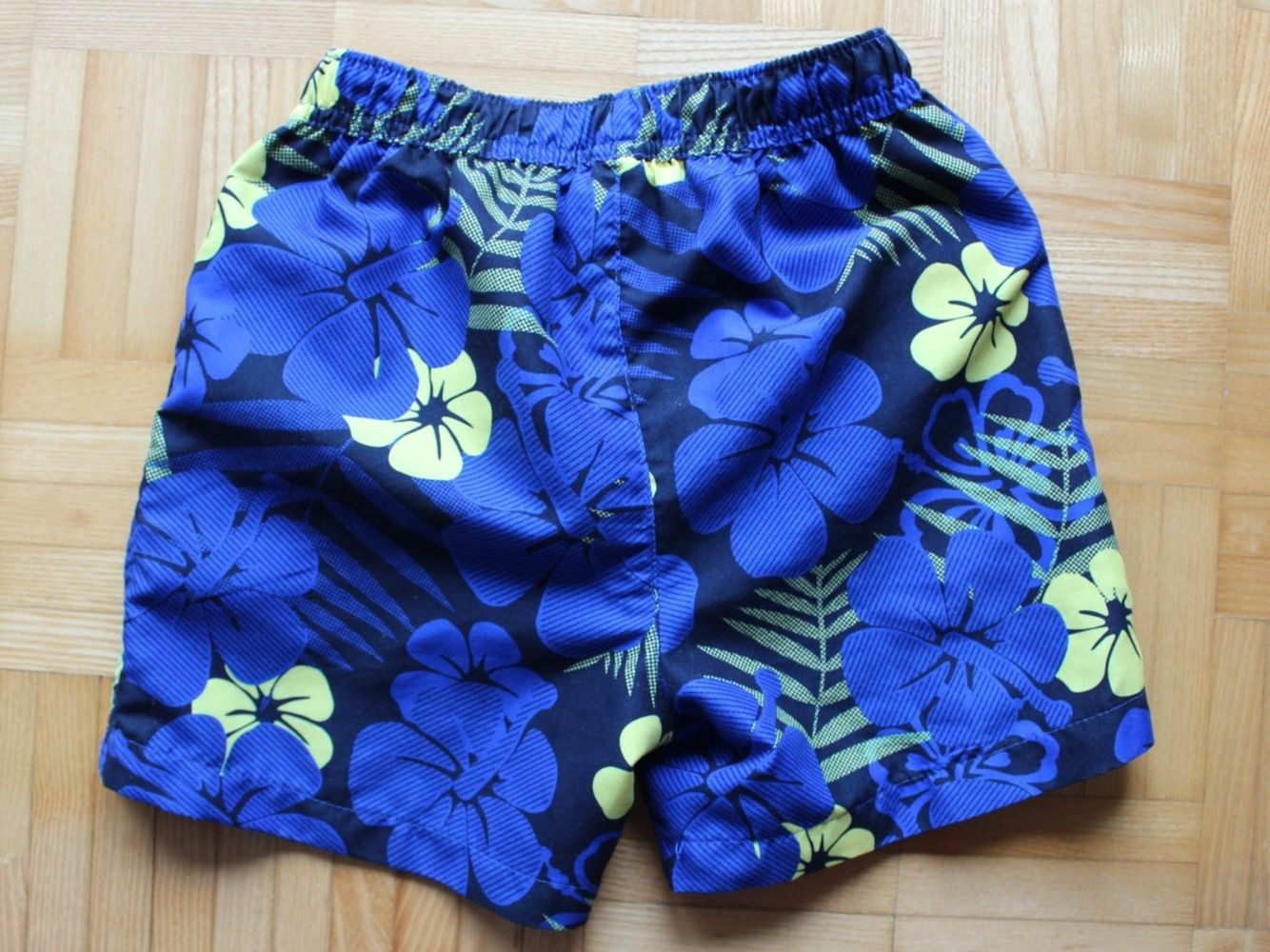 Hosen: Badehose/Short kurze Hose in 110 als Briefpost – Gebraucht aus Walliswil-Nbipp von Speer516 2