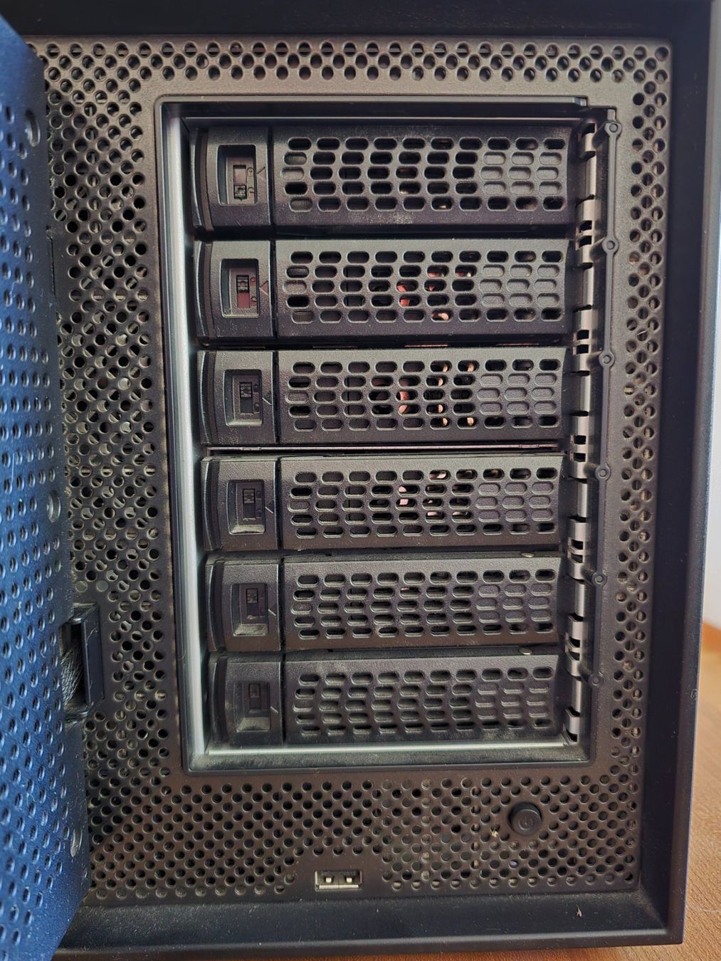 Netgear Server: Readynas RN31600 mit 12TB Speicher – Usato da Zürich venduto da Skap 1
