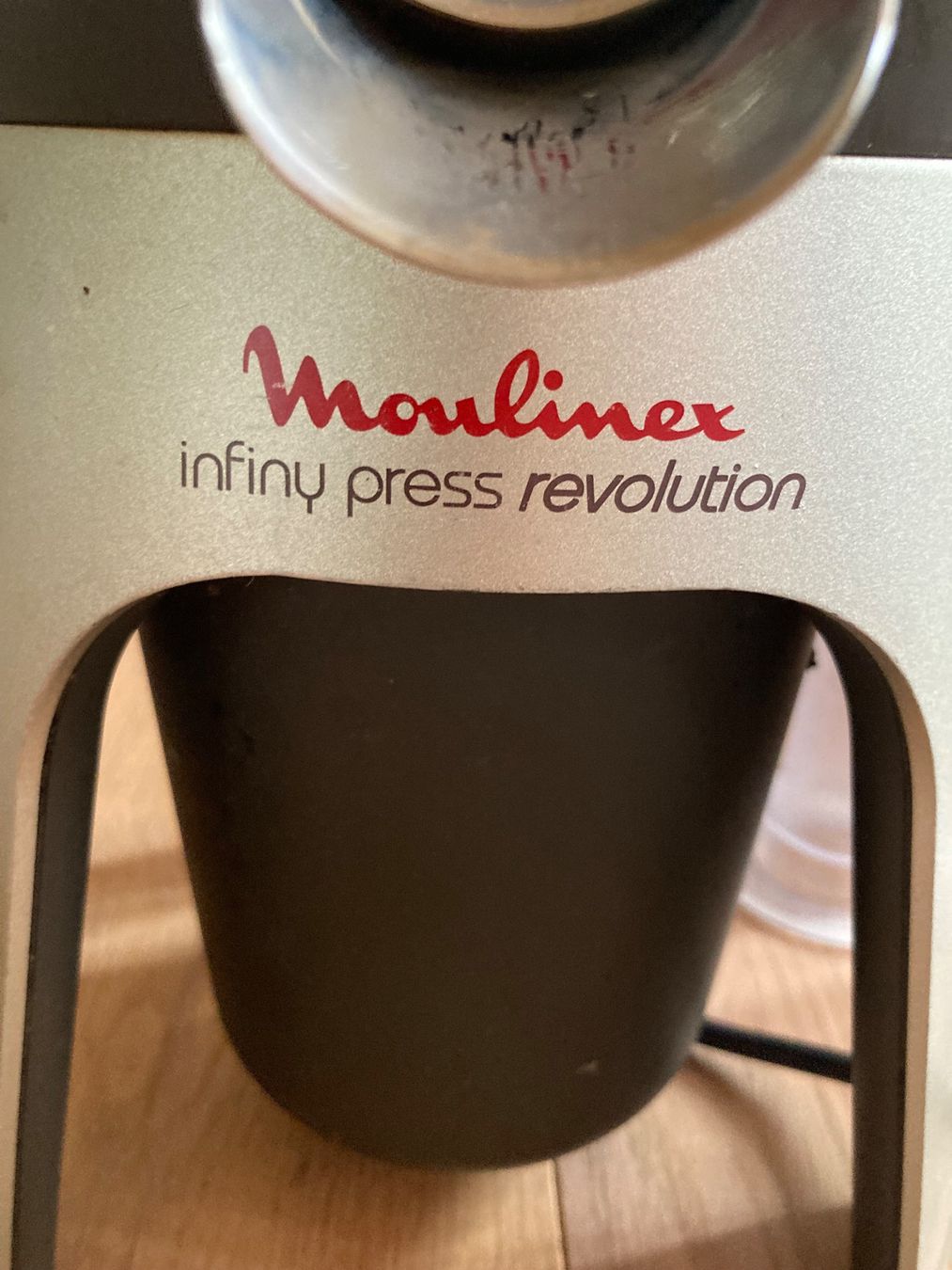 Moulinex Elettrodomestici da cucina: Top Moulinex Entsafter – Usato da zürich venduto da Zenshiatsu 1