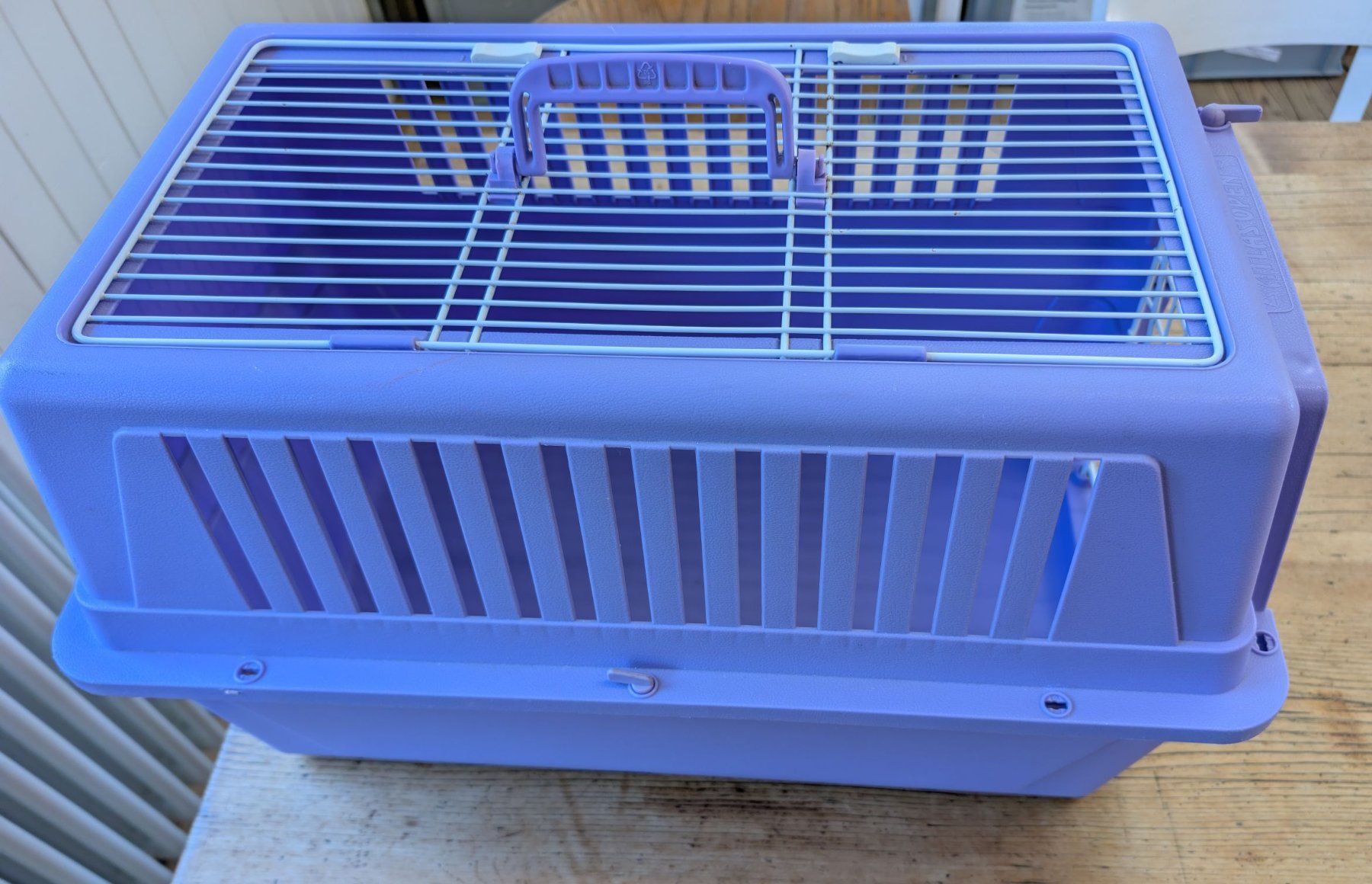 Cages, transport & sécurité: Tiertransportbox Lila – D'occasion à Uitikon Waldegg par Biohof 2