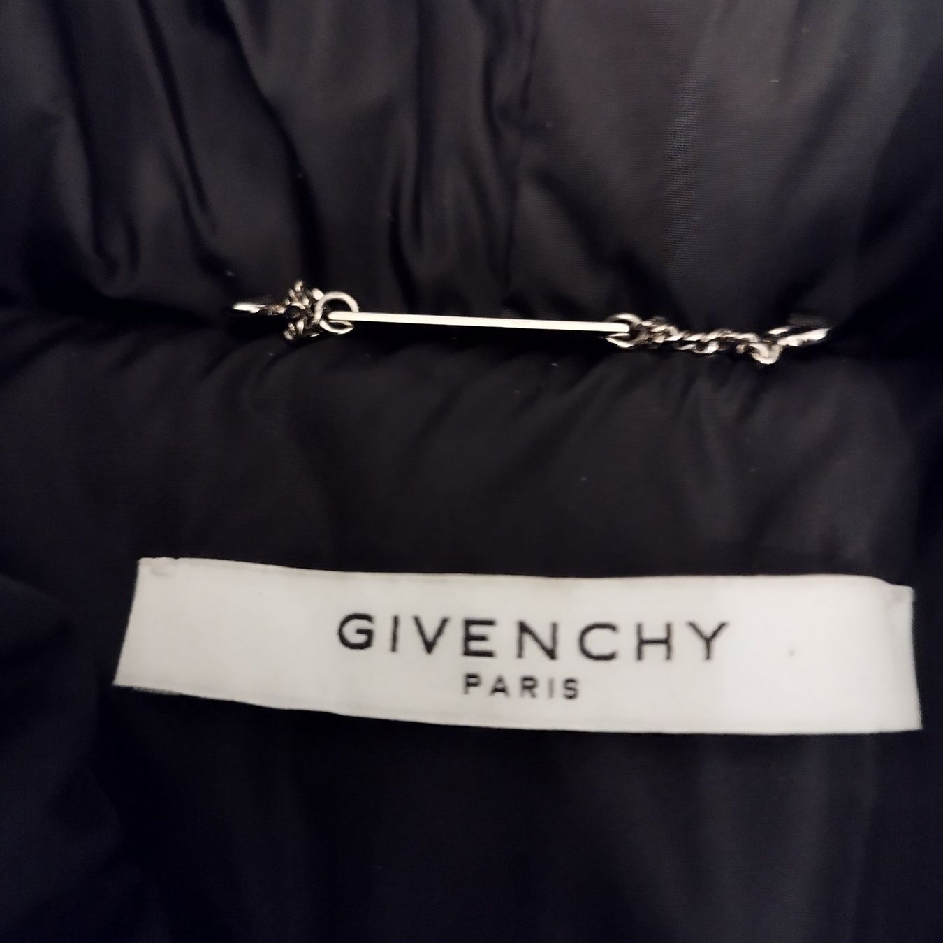 Givenchy Giacche: GIVENCHY Daunen Jacke gr 42 fr. – Nuovo (secondo la descrizione) da Basel venduto da pro_79rs 6