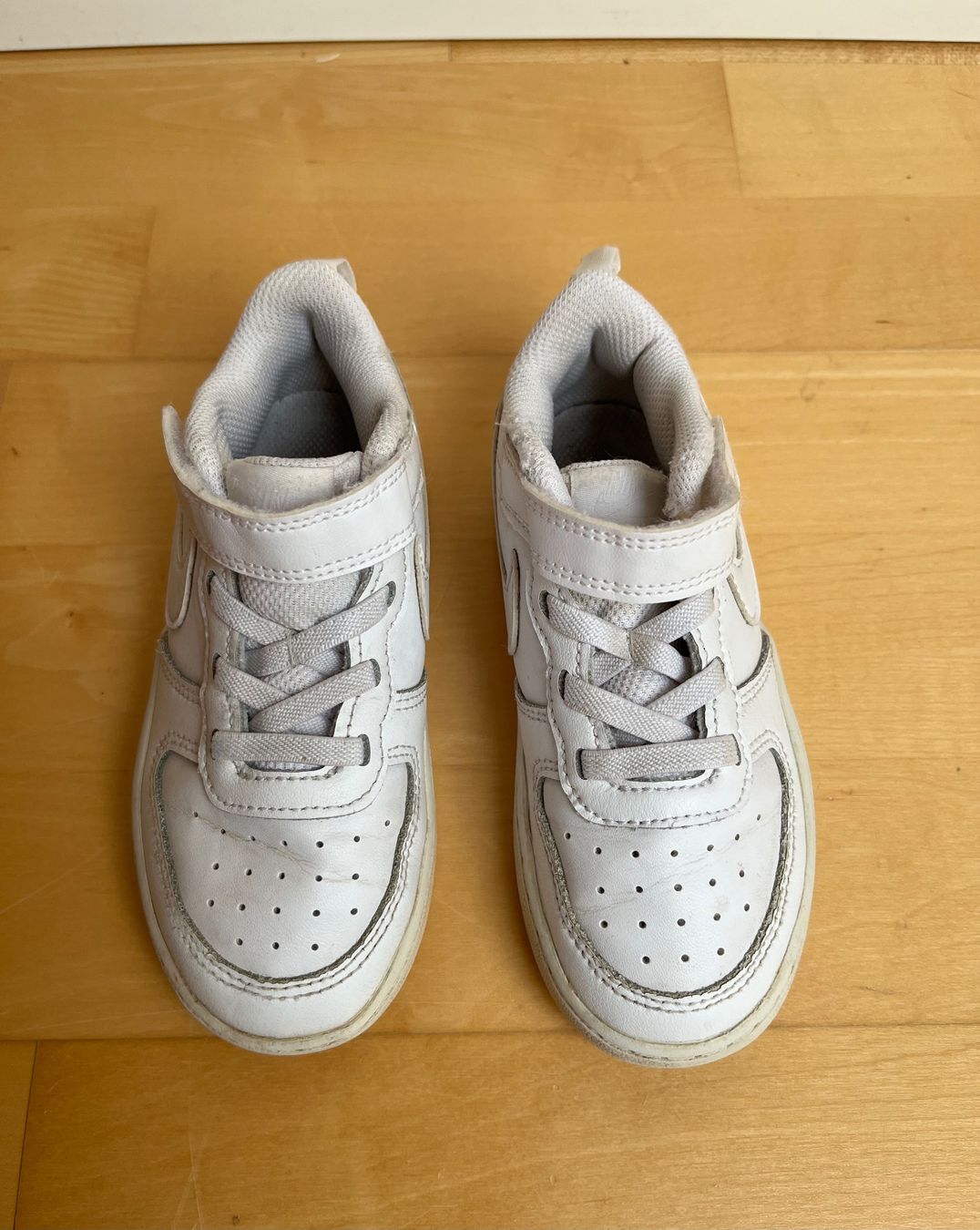 Nike Scarpe per ragazzi: Gr.26, Nike Sneaker weiss – Usato da Gattikon venduto da AnnettFloh 1