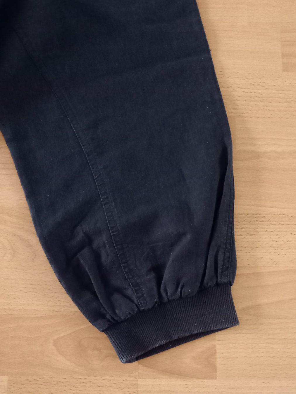 Hosen: Schwarze 3/4-Hose in Grösse M von Chicorée – Gebraucht aus Obernau von Corolli 3