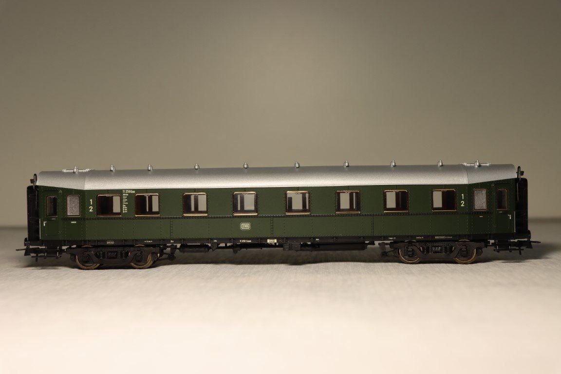 Roco Modellini di ferrovie: Roco Eisenbahn (3799-3800) – Nuovo (secondo la descrizione) da Bäriswil BE venduto da WWYN-Liquidationen 2