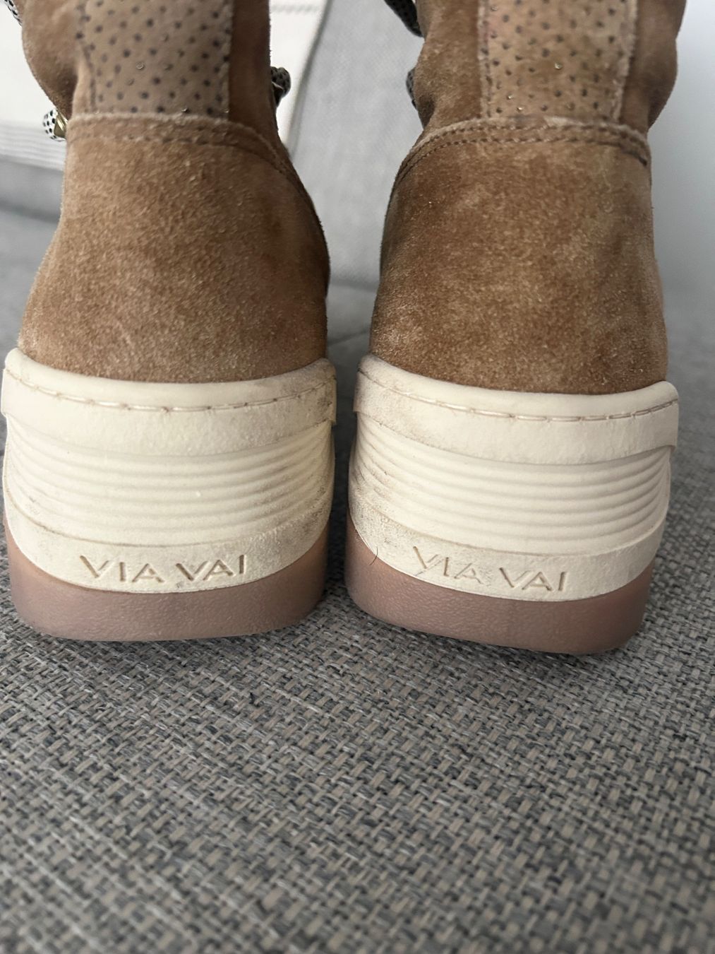 Scarpe da donna: VIA VAI Shearling Boots - Gr. 39 – Usato da Illnau venduto da Monkky 7