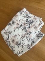 Kuscheldecke Blumenmuster weiss 100% Polyester guter Zustand