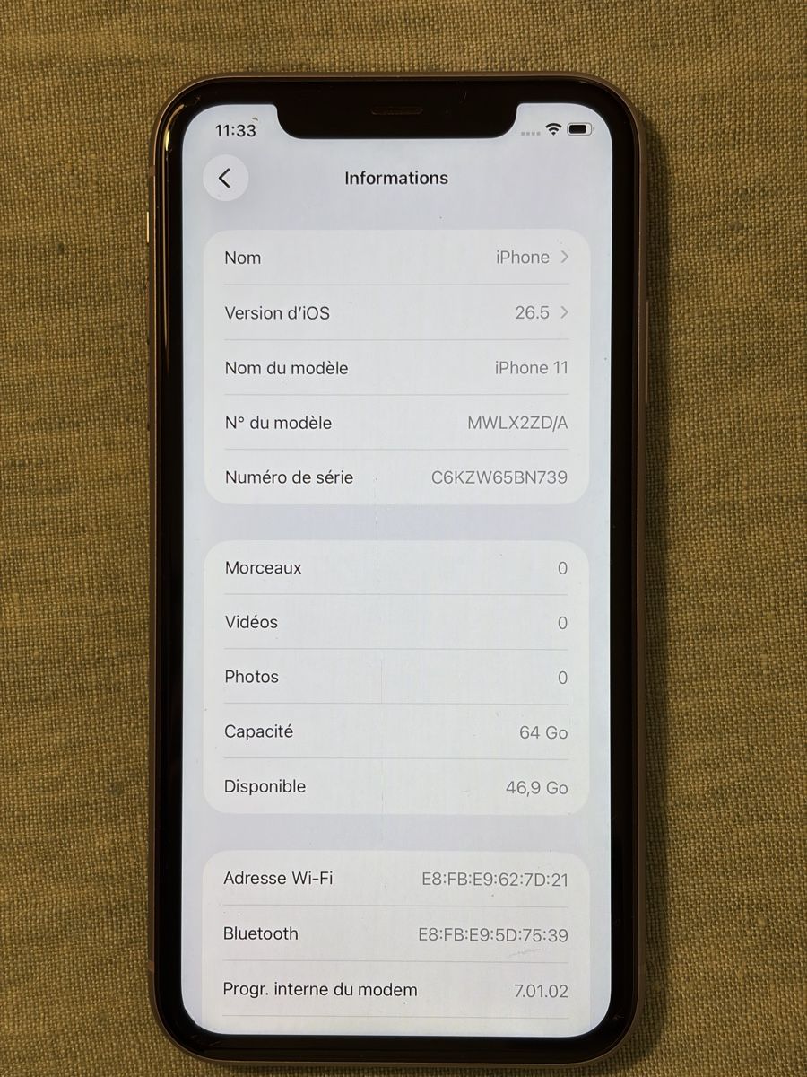 Apple Handys / Smartphones: Apple iPhone 11, 64 GB, 85 % Batterie – sehr guter Zustand – Gebraucht aus Zollikon von Ostendo 1