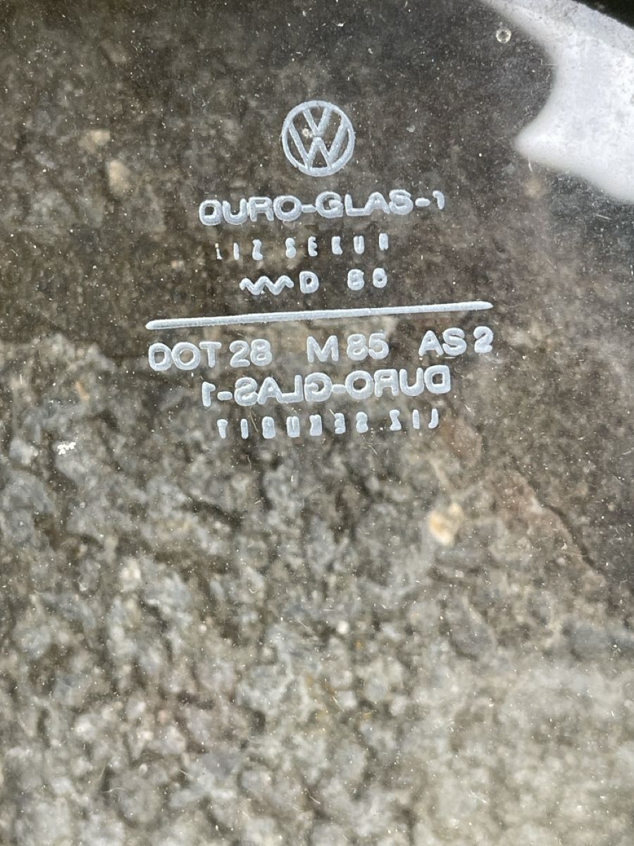Volkswagen Toutes les pièces auto: Original VW Käfer Türe links  – D'occasion à Kirchleerau par Resale_LC