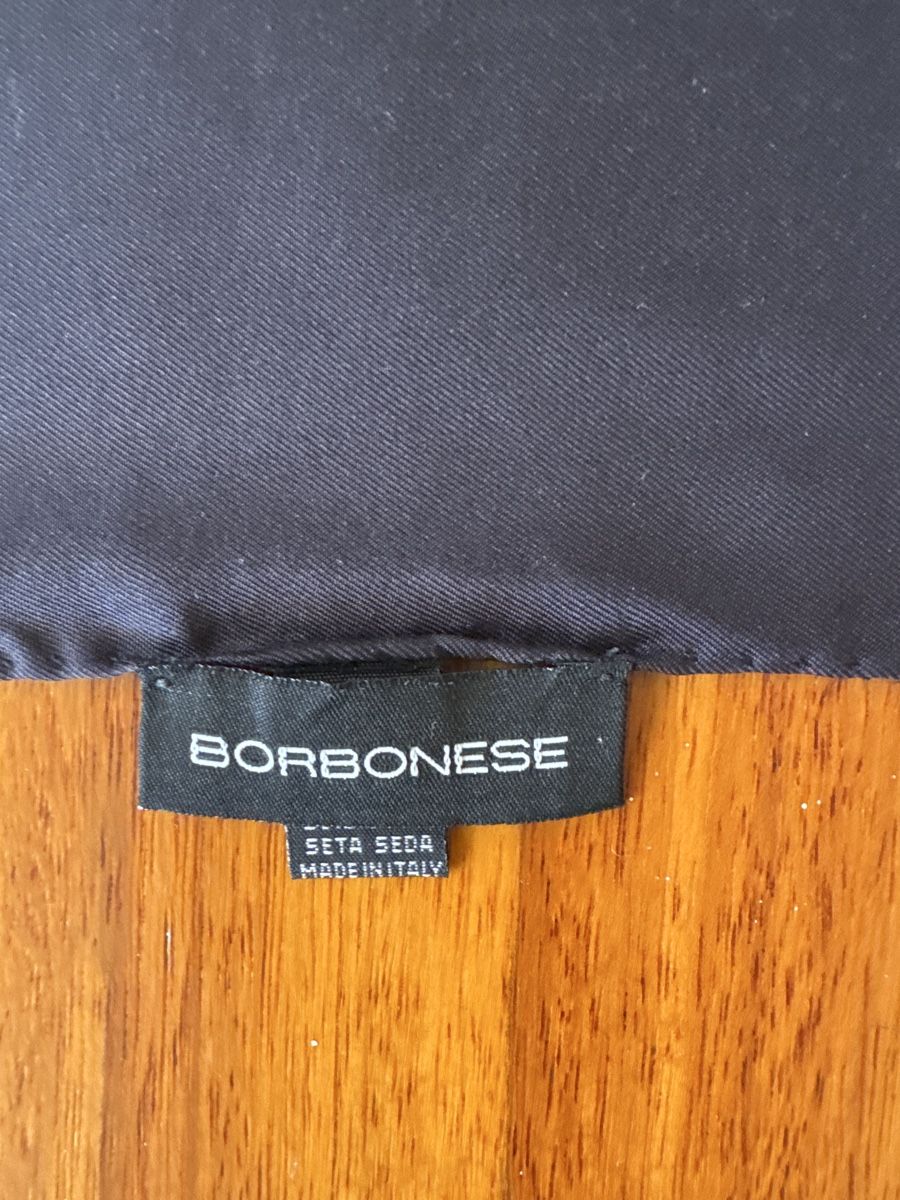 Foulard & Sciarpe: Borbonese Silk Scarf, Navy/Gold, Excellent Condition – Nuovo (secondo la descrizione) da Montagnola venduto da jamylafy 1