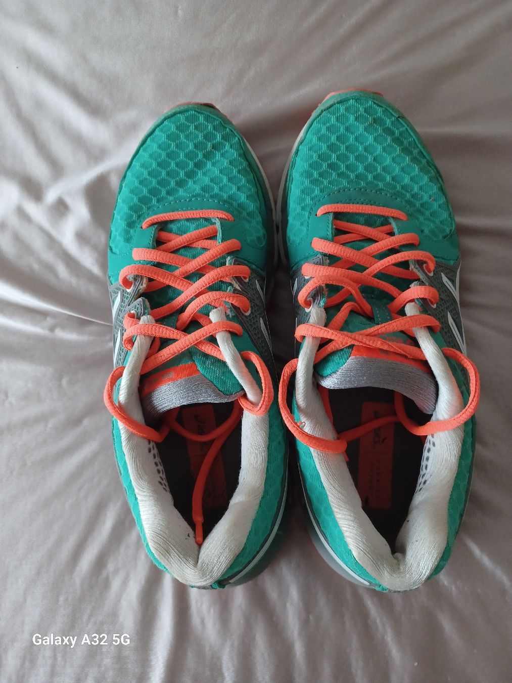 Asics Herrenschuhe: Asis Turnschuhe, Grosse 39.5 – Gebraucht aus Cham von Mewy
