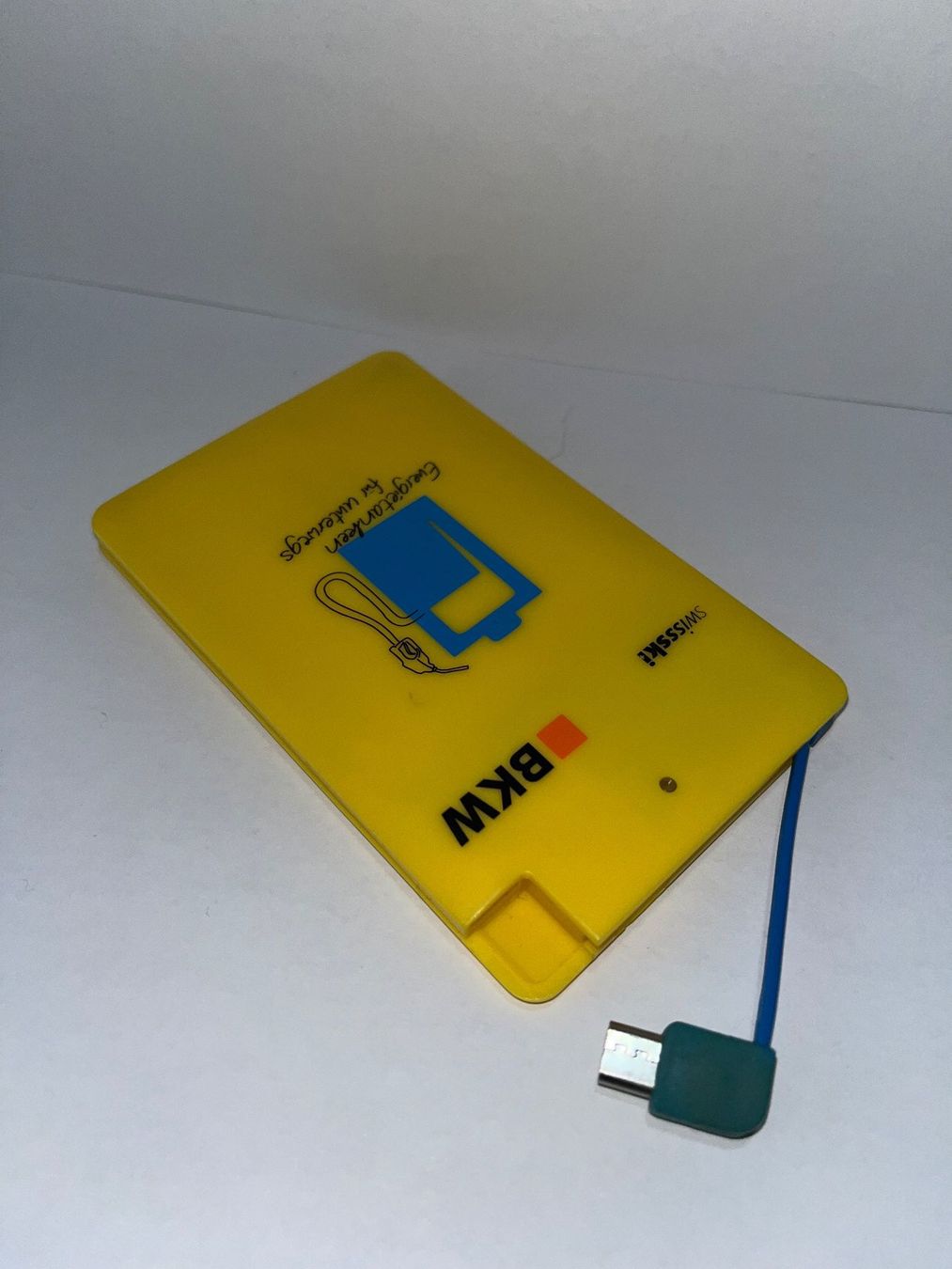 Caricabatterie: Mini Powerbank – Usato da Au ZH venduto da Comeback_Q 3