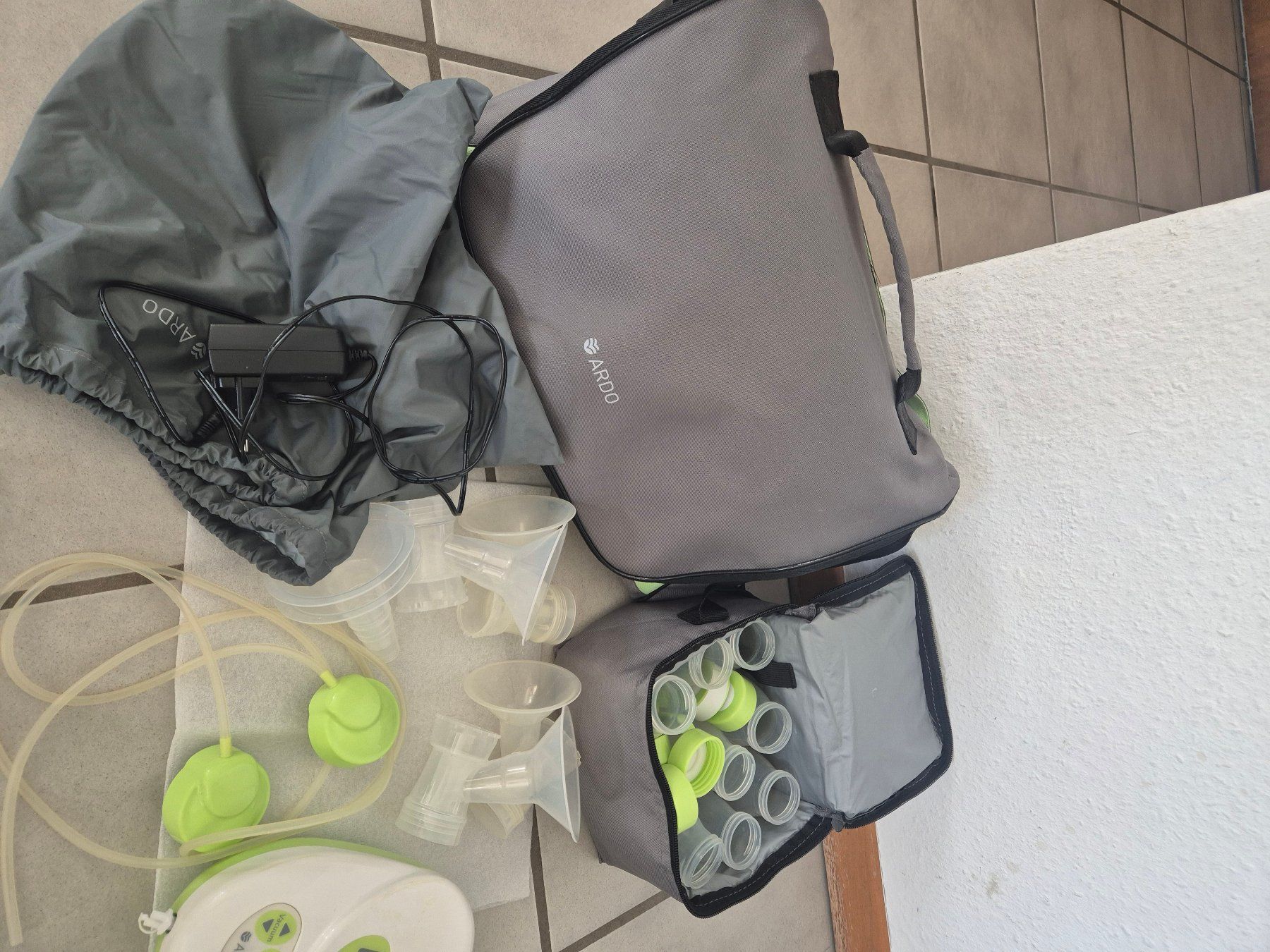 Ardo Accessori per l’allattamento: Tire lait éléctrique double ARDO – Usato da Collombey venduto da ewa_p