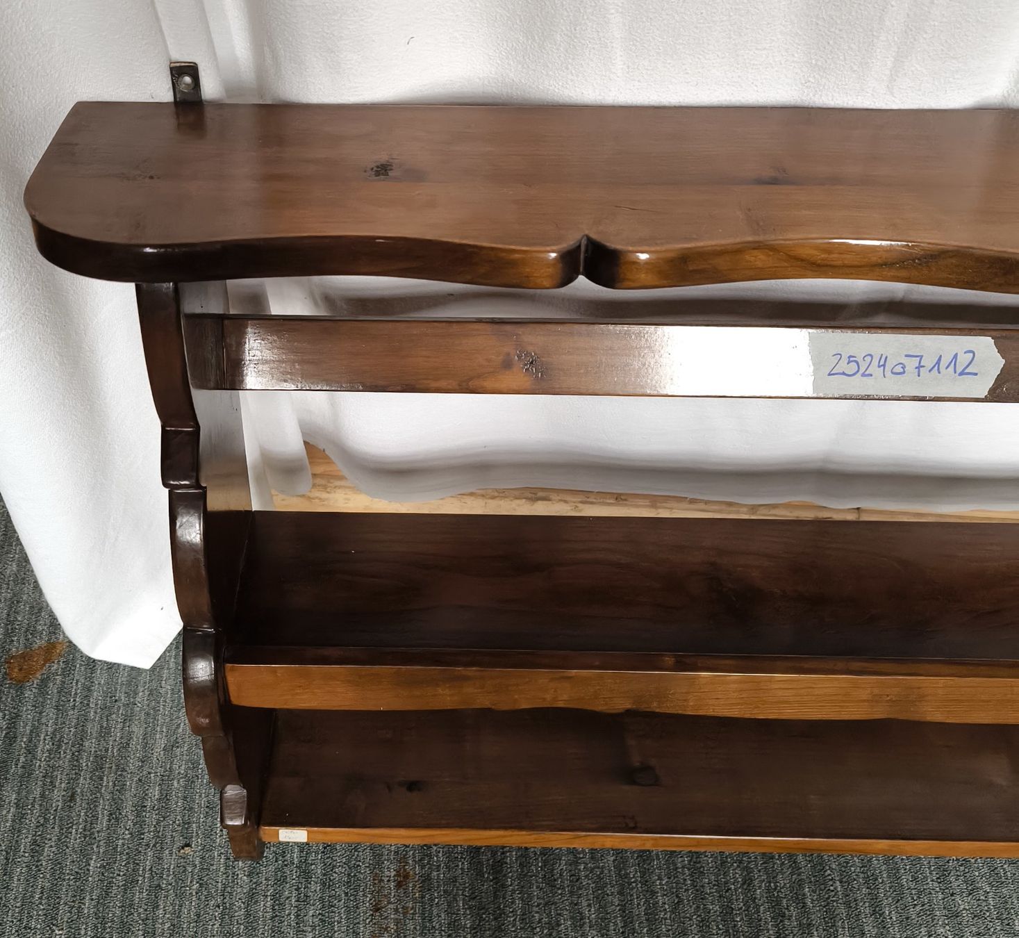 Scaffali: Tellerboard Kirschbaum massiv – Usato da Rorschacherberg venduto da snOOpydOg11 3