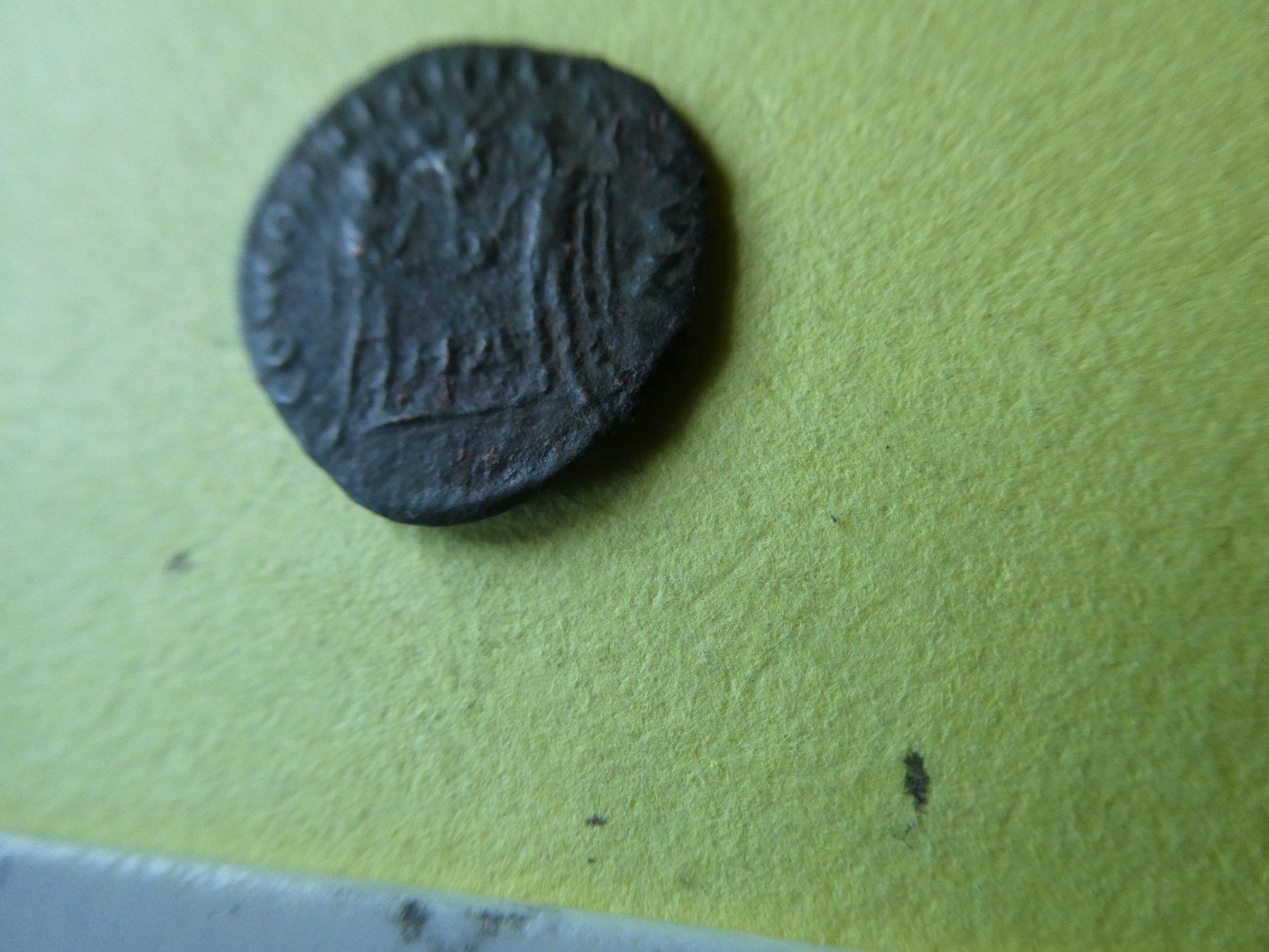Tutti le monete: uralte Bronzemünze 19 mm     2.17 g – Usato da Hinterforst venduto da Rohusri 3