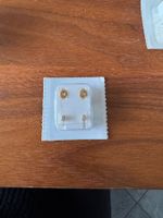 Edelstahl Ohrstecker mit weissen Kristall ungetragen