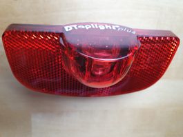 Rücklicht Velo Gepäckträger Neu, Diodenlicht mit Kondenser