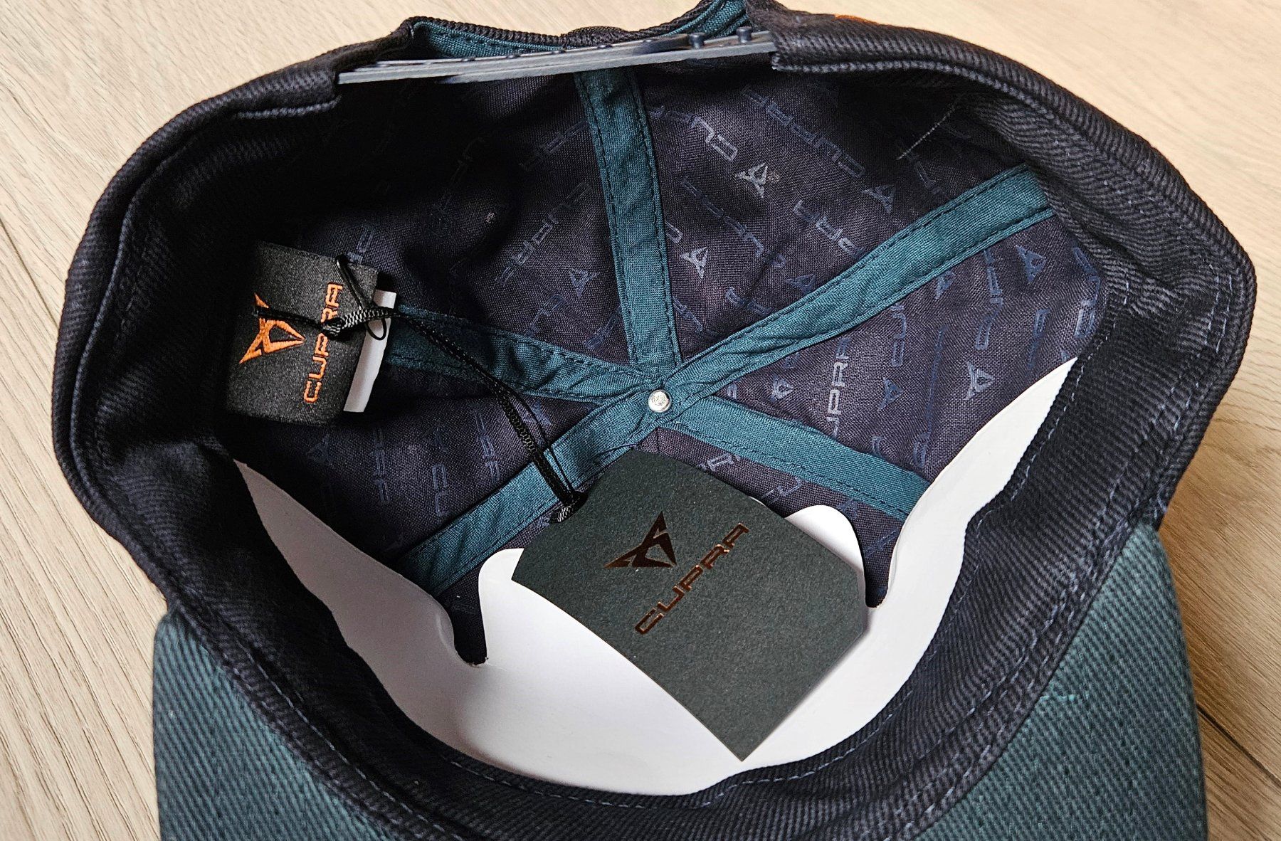 Copricapi, berretti & cappellini: Cupra Cap Baseballcap Hut – Nuovo (secondo la descrizione) da Brittnau venduto da leroyjethro 3
