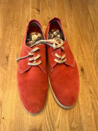 Rote Bugatti Schuhe Gr. 43