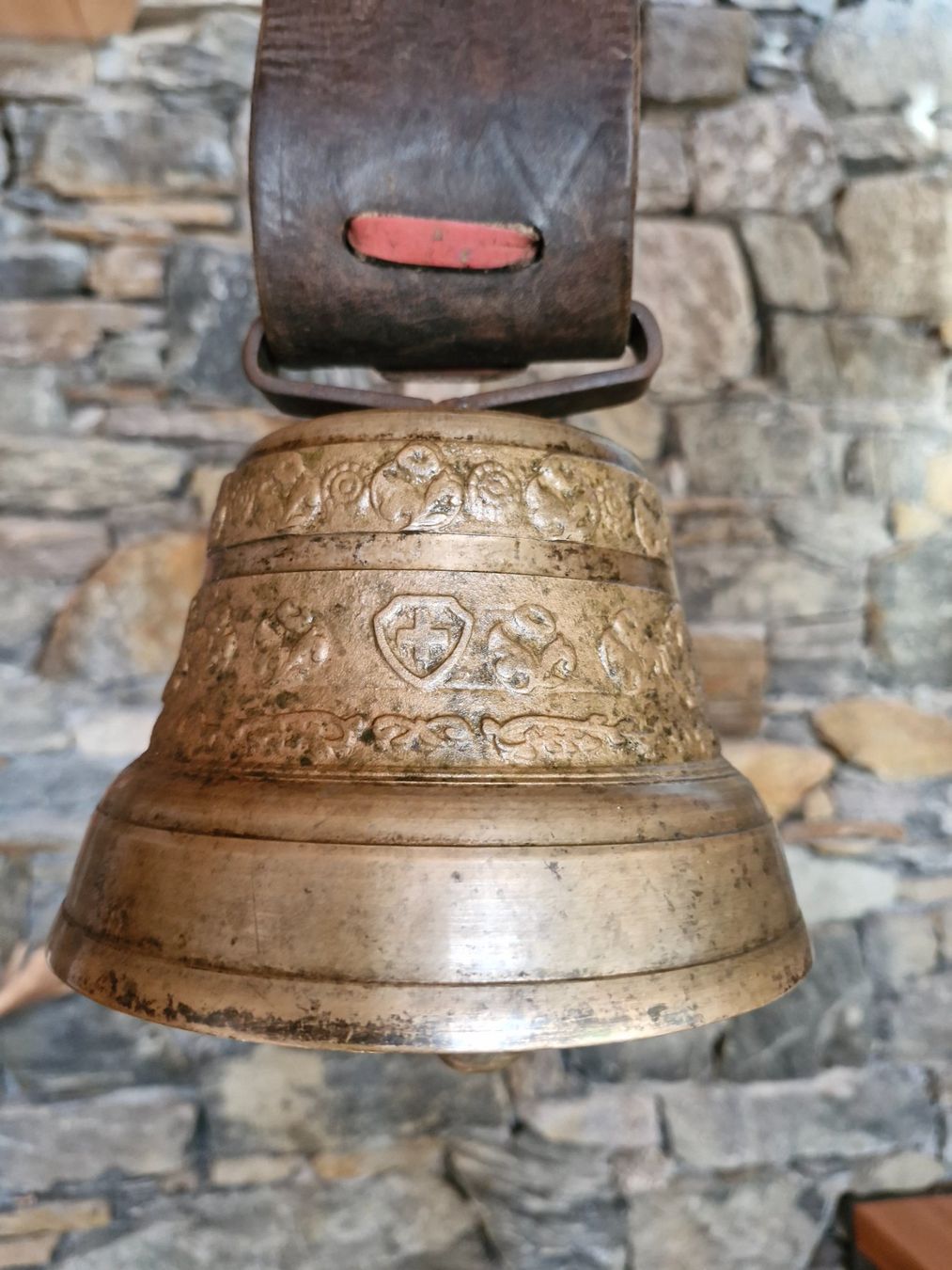 Cloches & sonnailles: Glocke Treichel – D'occasion à Guarda par rue_bpd7 2