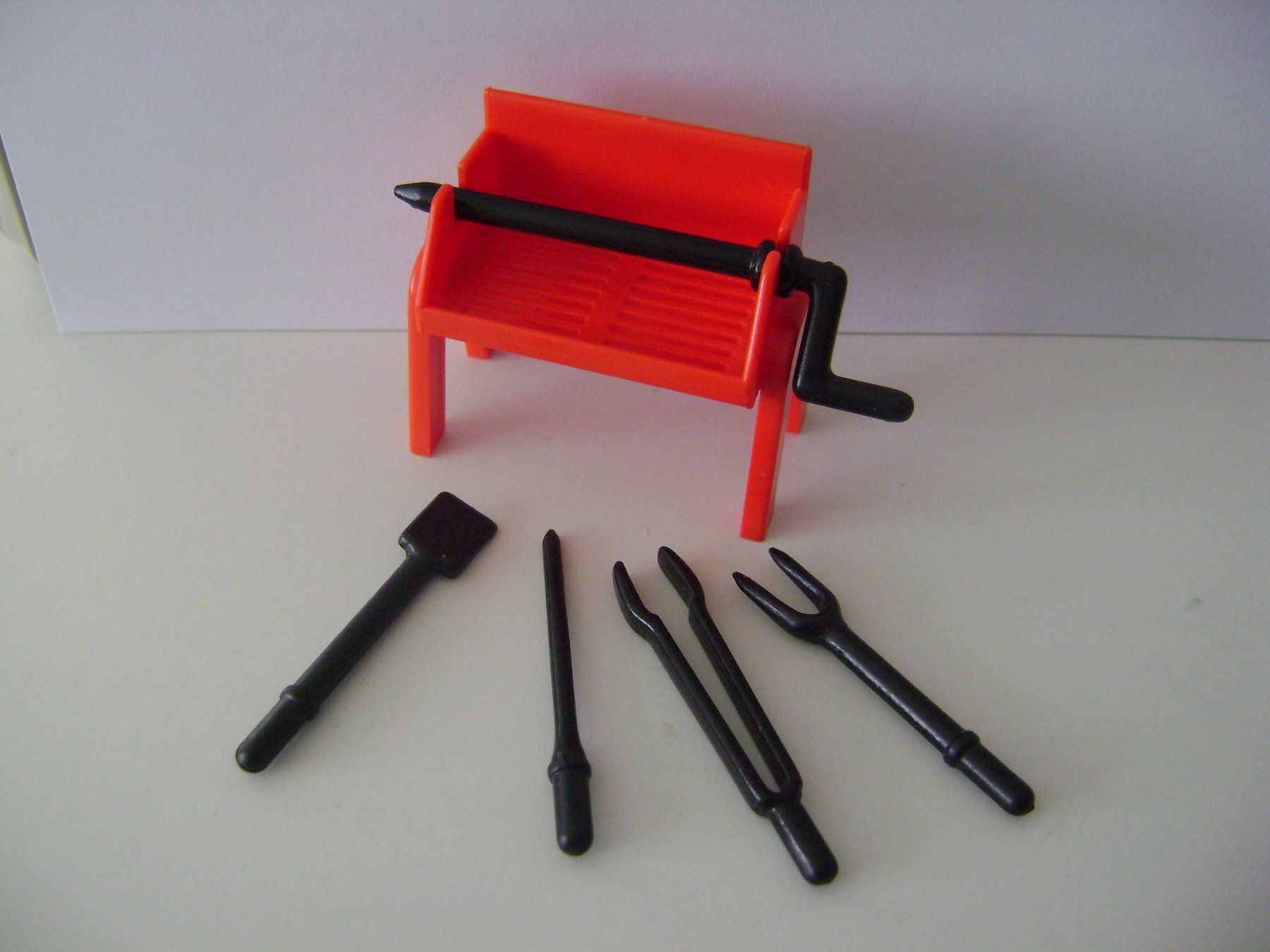 Playmobil Jouets: Playmobil - Grill / Campinggrill, rot – D'occasion à Wil SG par Pascal_V