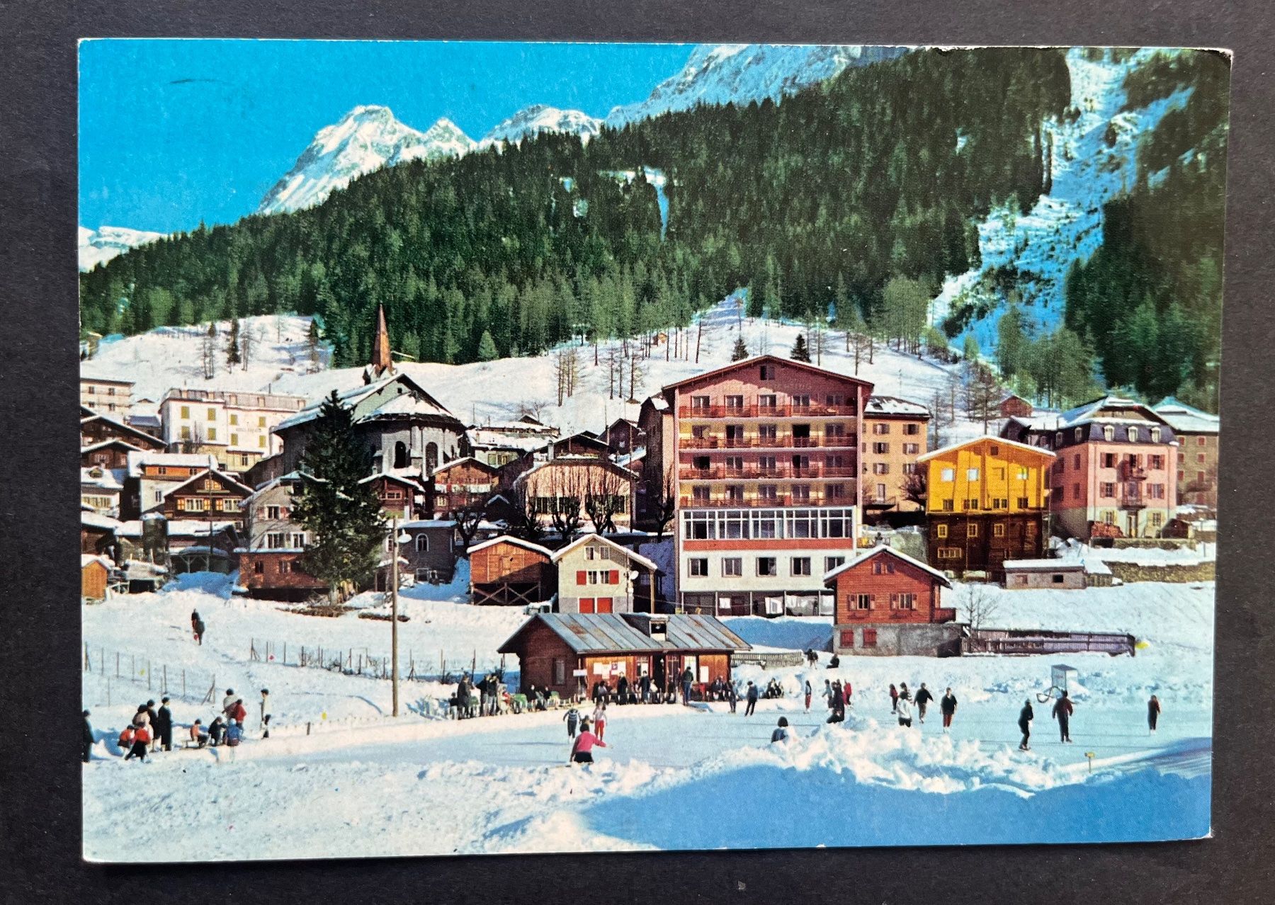 Cartoline postali: Leukerbad - Die Eisbahn, ca. 1970 – Usato da Ostermundigen venduto da DaxKarten-75