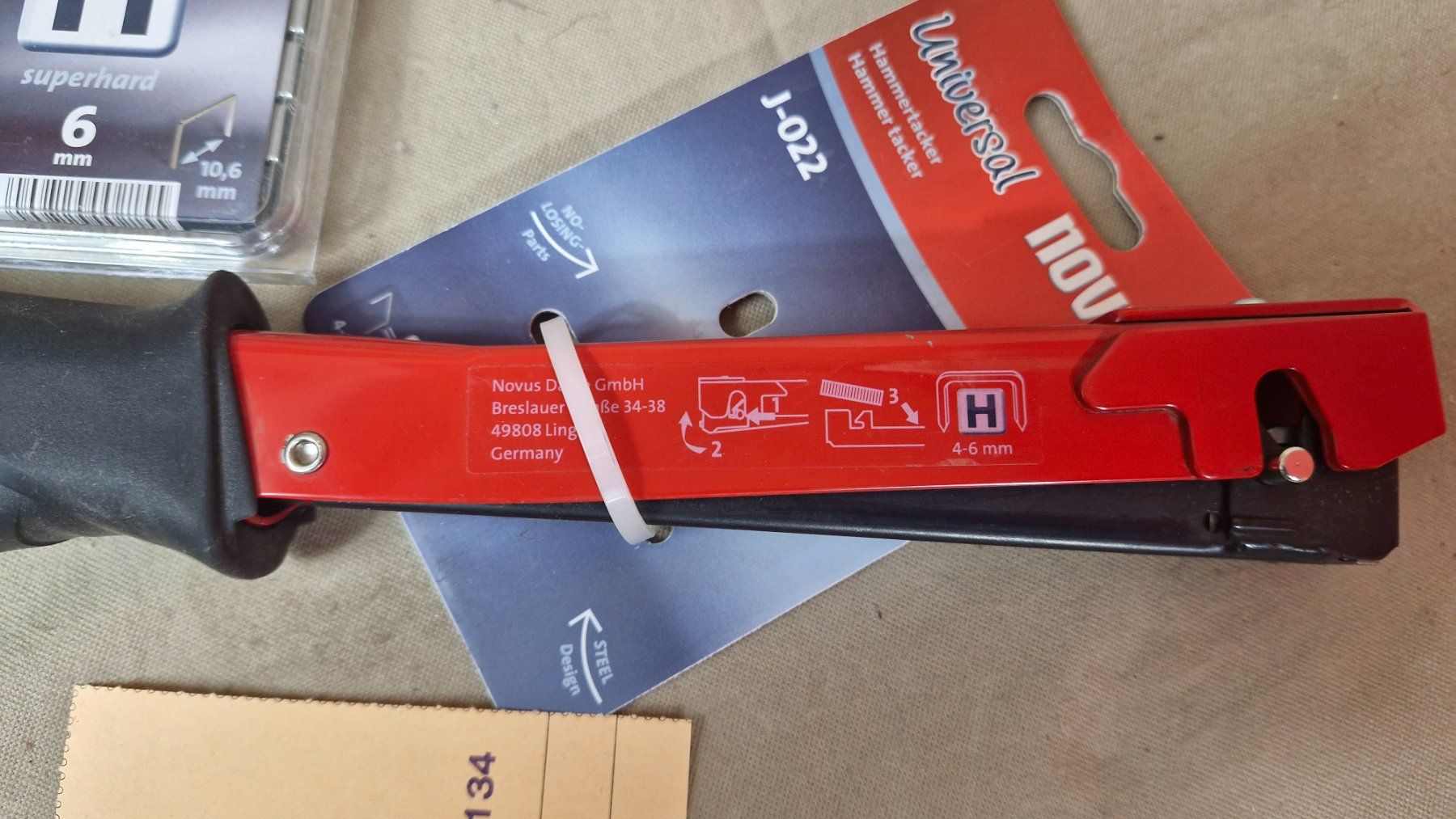 Alle Werkzeuge: Hammertacker Novus Universal (134) – Neu und originalverpackt aus Dorf von Zur-Lingg 1